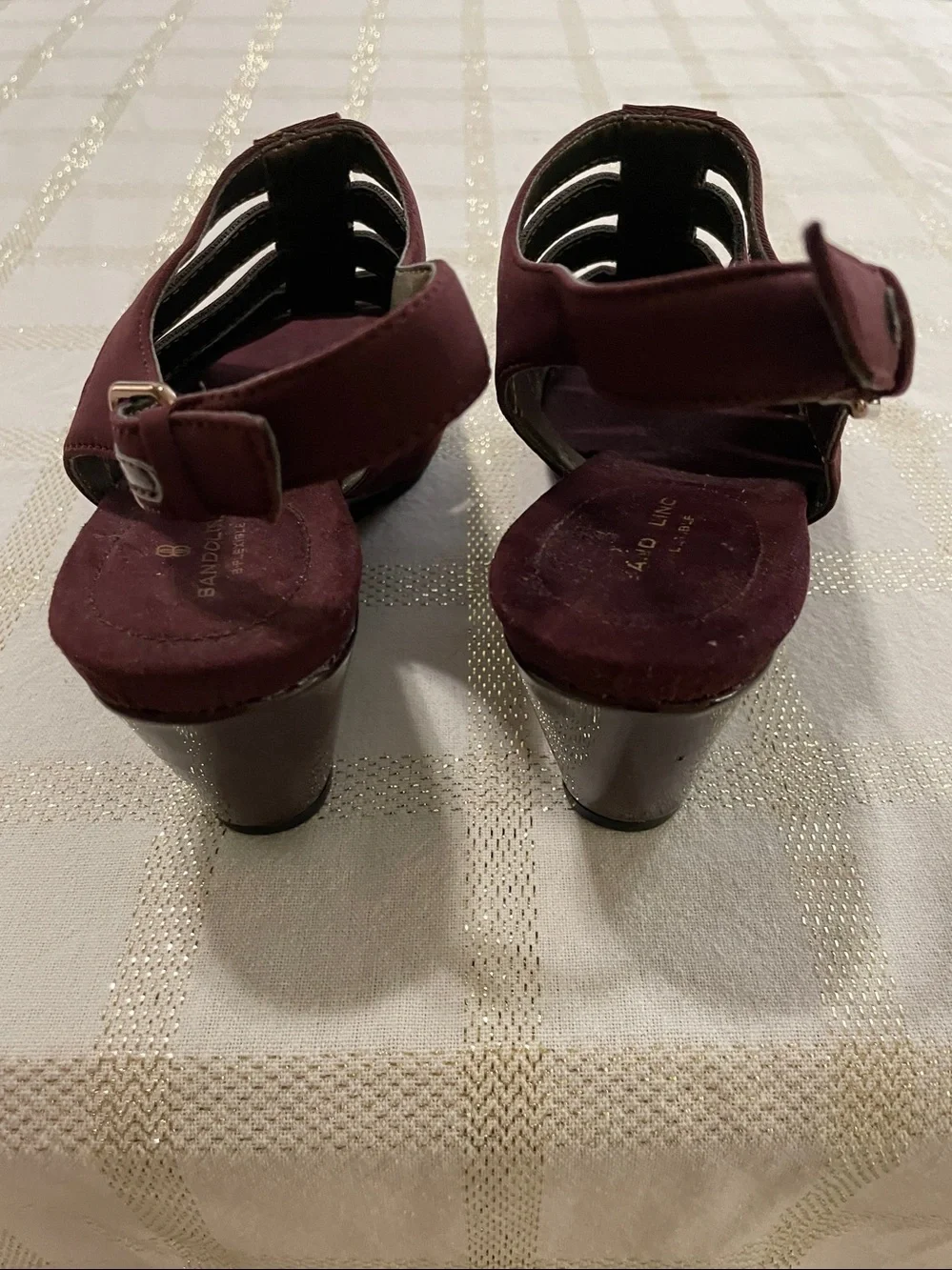 Bandolino wedge sandals, maroon fabric upper, 2 3/4” patent wedge, size 7